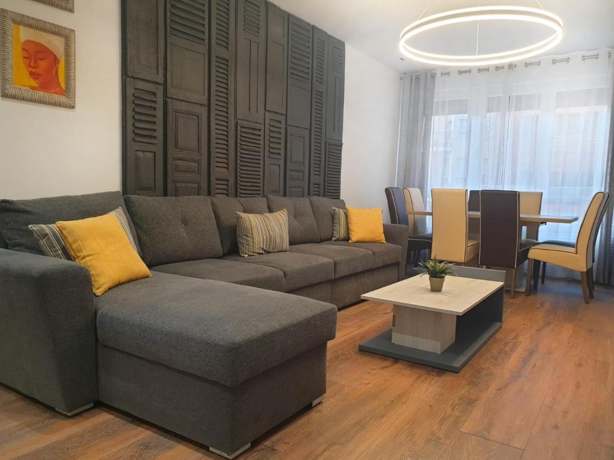 Apartment San Anton Piso De Lujo Centro Con Aire Ac By