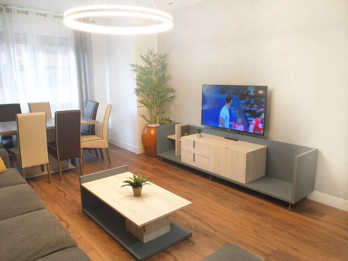Apartment San Anton Piso De Lujo Centro Con Aire Ac By