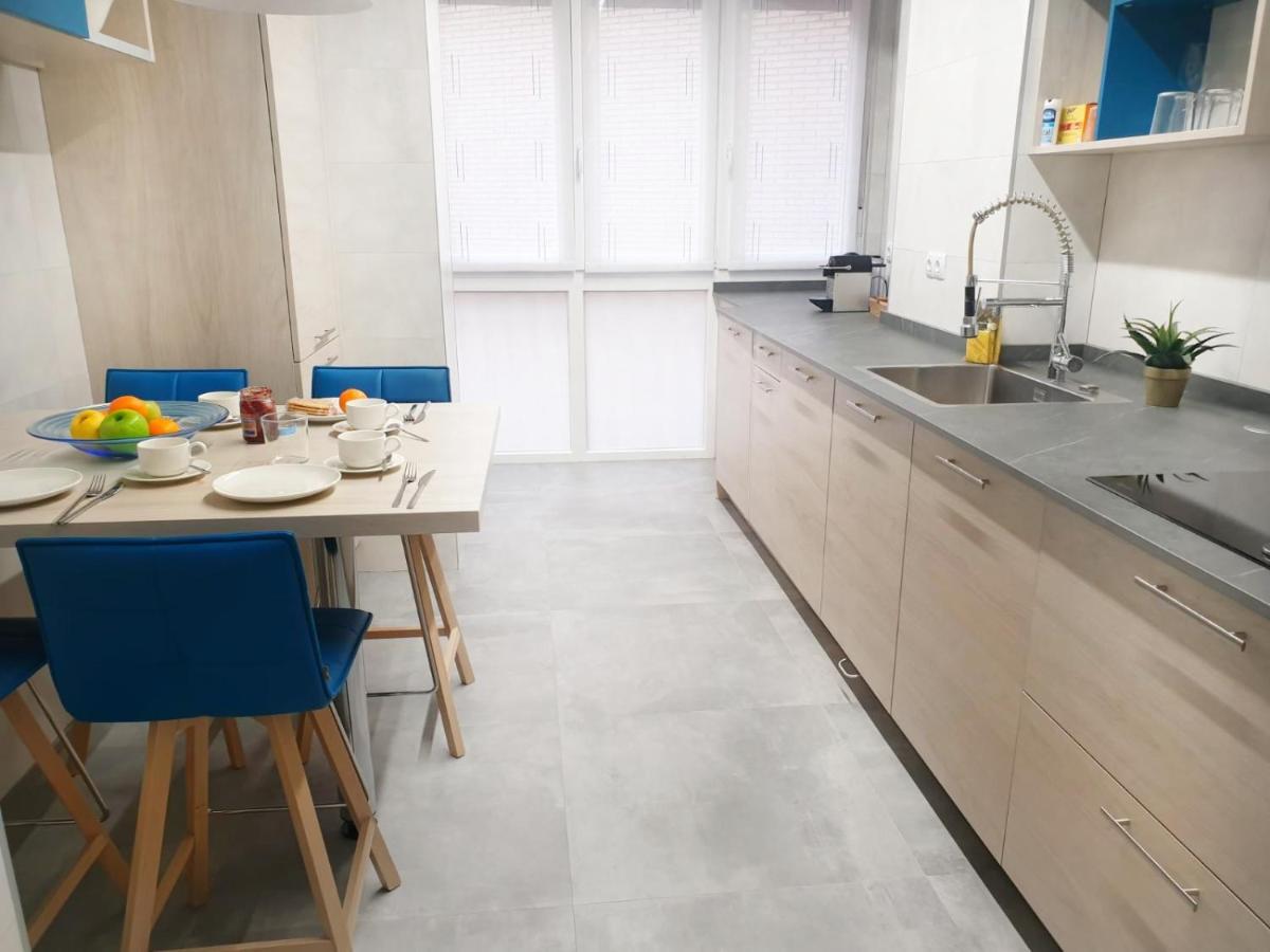 Apartment San Anton Piso De Lujo Centro Con Aire Ac By Logroño