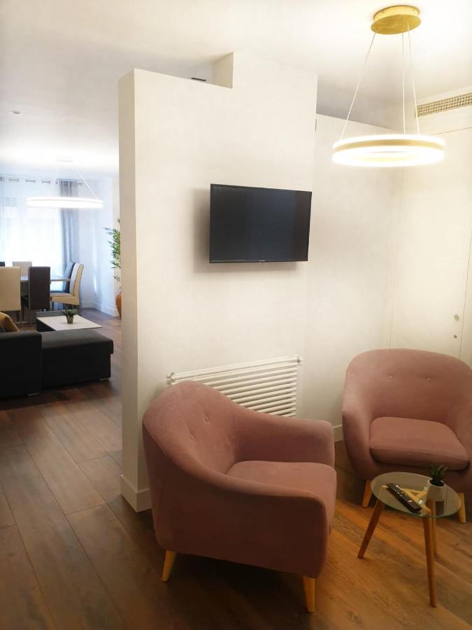 San Anton Piso De Lujo Centro Con Aire Ac By